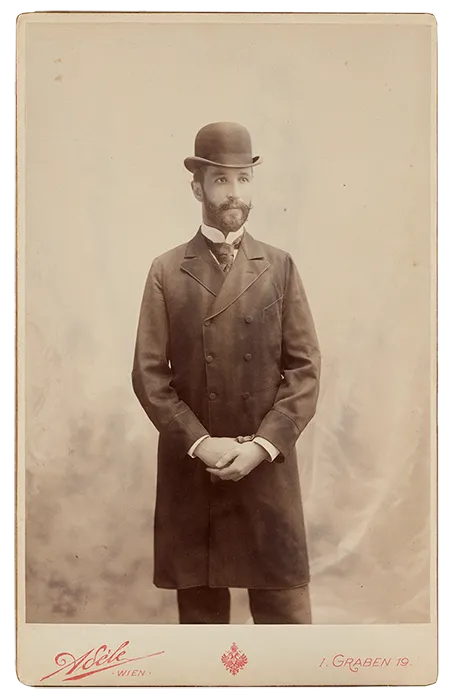 Man wearing top hat, front side